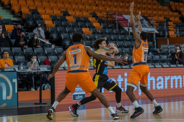 既要在詹姆 既要在詹姆